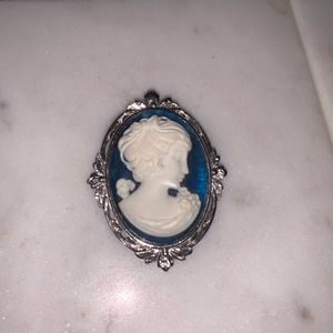 Whiting and Davis Cameo Brooch - Blue